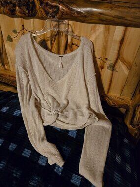 Free People Sweater Top M EUC